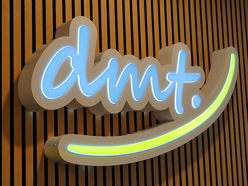 Leuchtbuchstaben Praxis